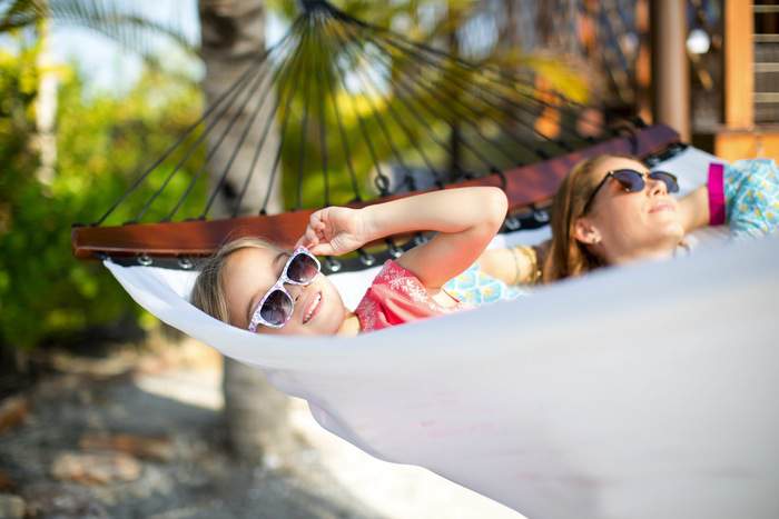 NCL Harvest Caye Cabana Family ©Stephen Beaudet.jpg